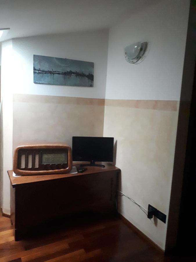 Gabrimilla Apartment Puegnago Bagian luar foto