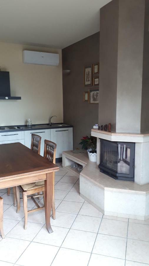 Gabrimilla Apartment Puegnago Bagian luar foto