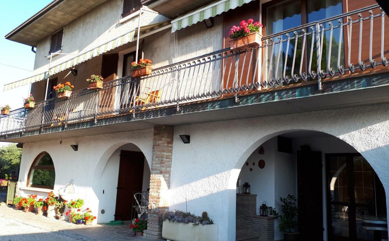 Gabrimilla Apartment Puegnago Bagian luar foto