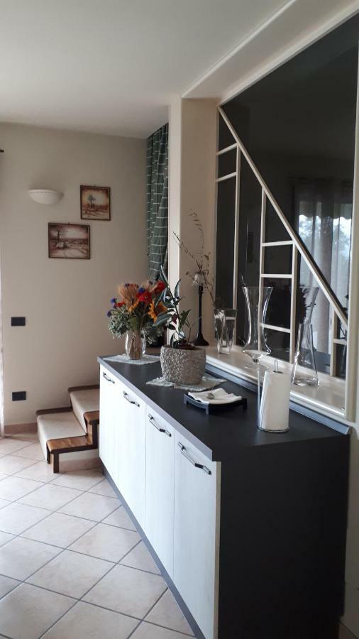 Gabrimilla Apartment Puegnago Bagian luar foto
