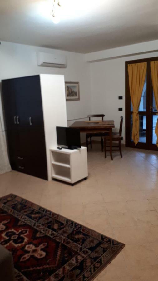 Gabrimilla Apartment Puegnago Bagian luar foto